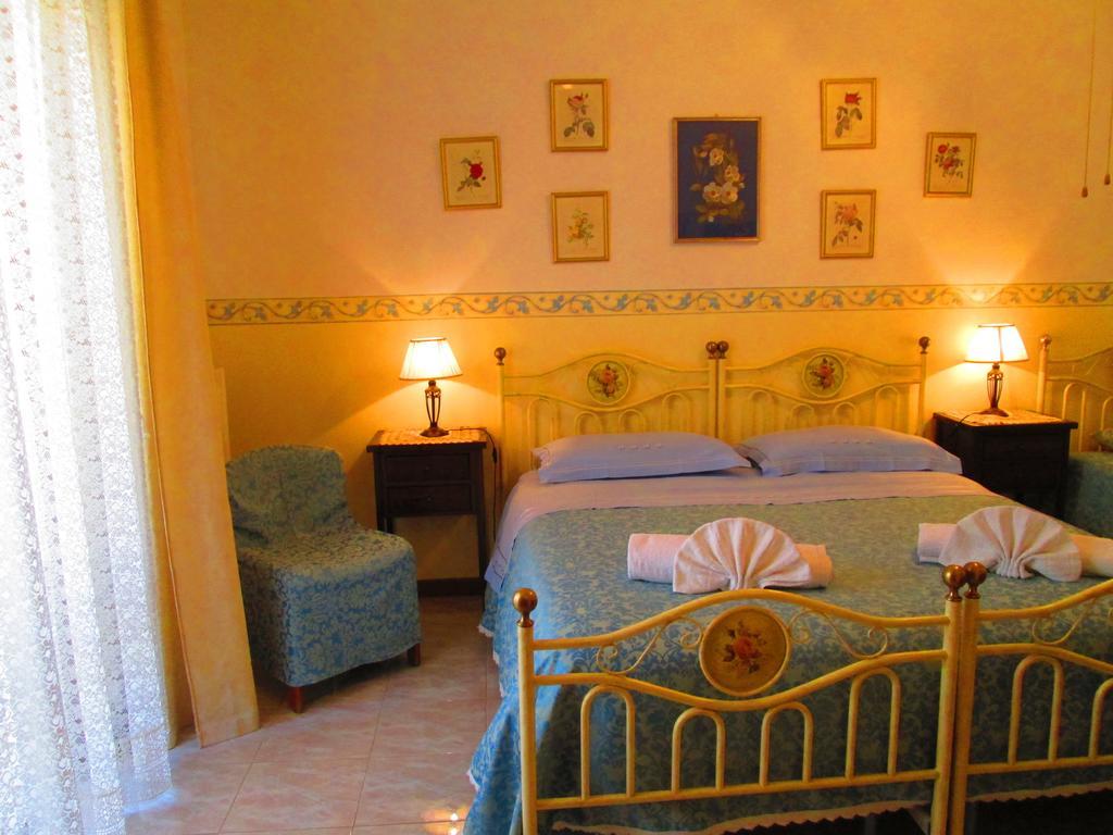 B&B Le Begonie Ascoli Piceno Szoba fotó