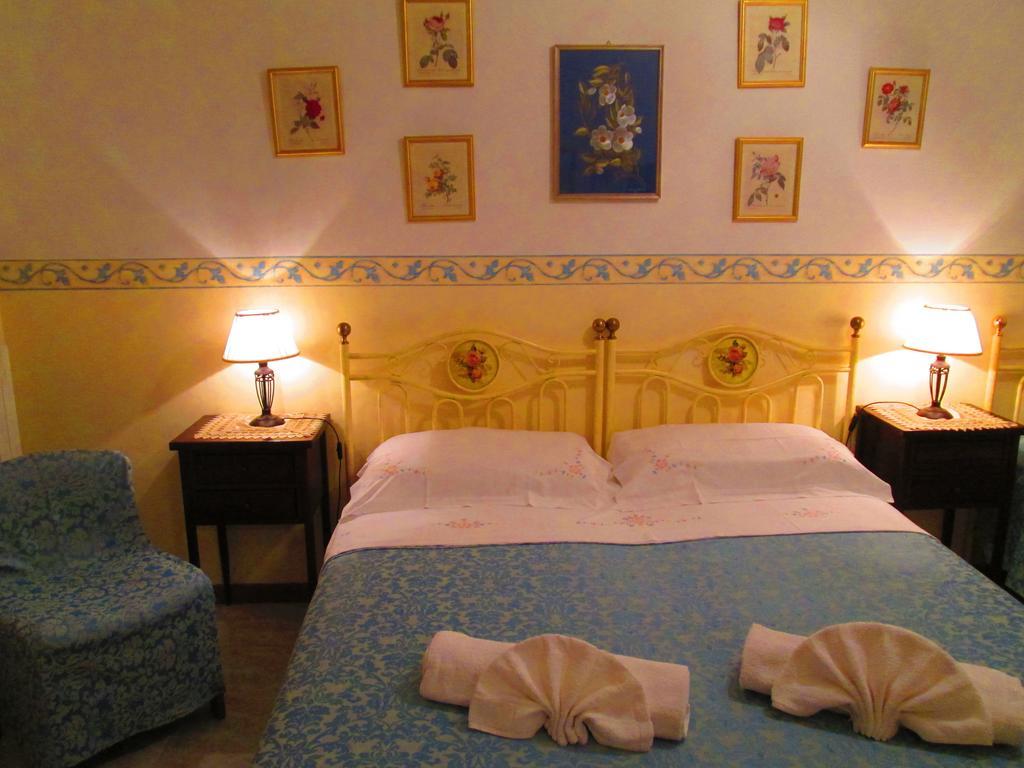 B&B Le Begonie Ascoli Piceno Szoba fotó